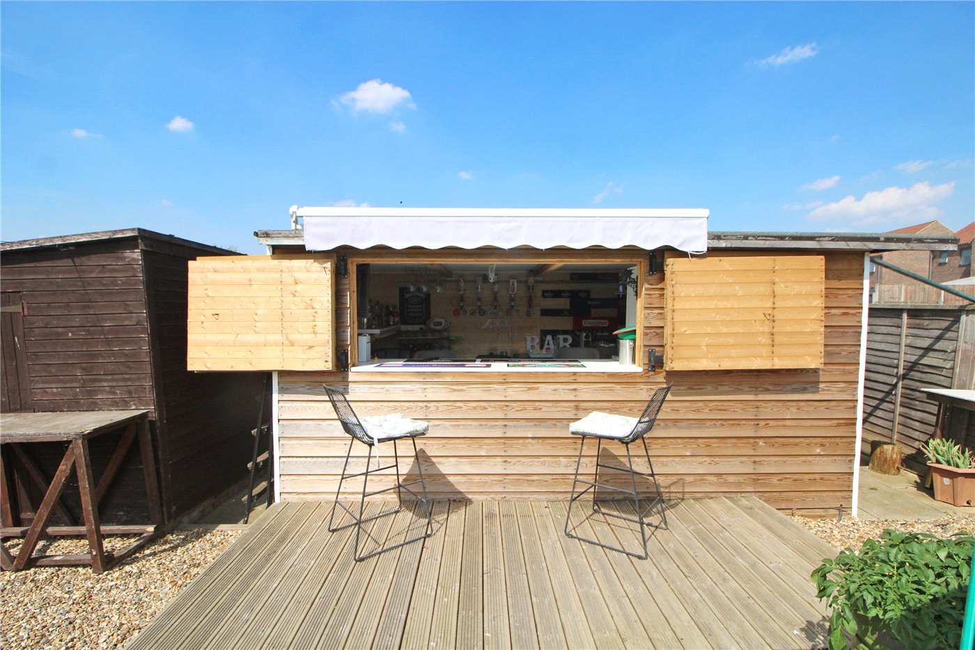 Garden Bar